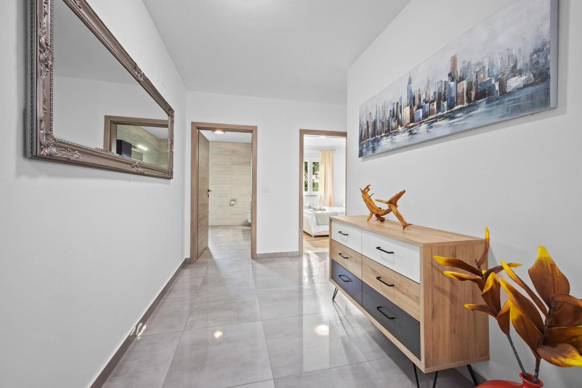 Special Offer! New Luxury Apartment With Pool, Fitness, Outdoor Bar&Grill Buje Luaran gambar